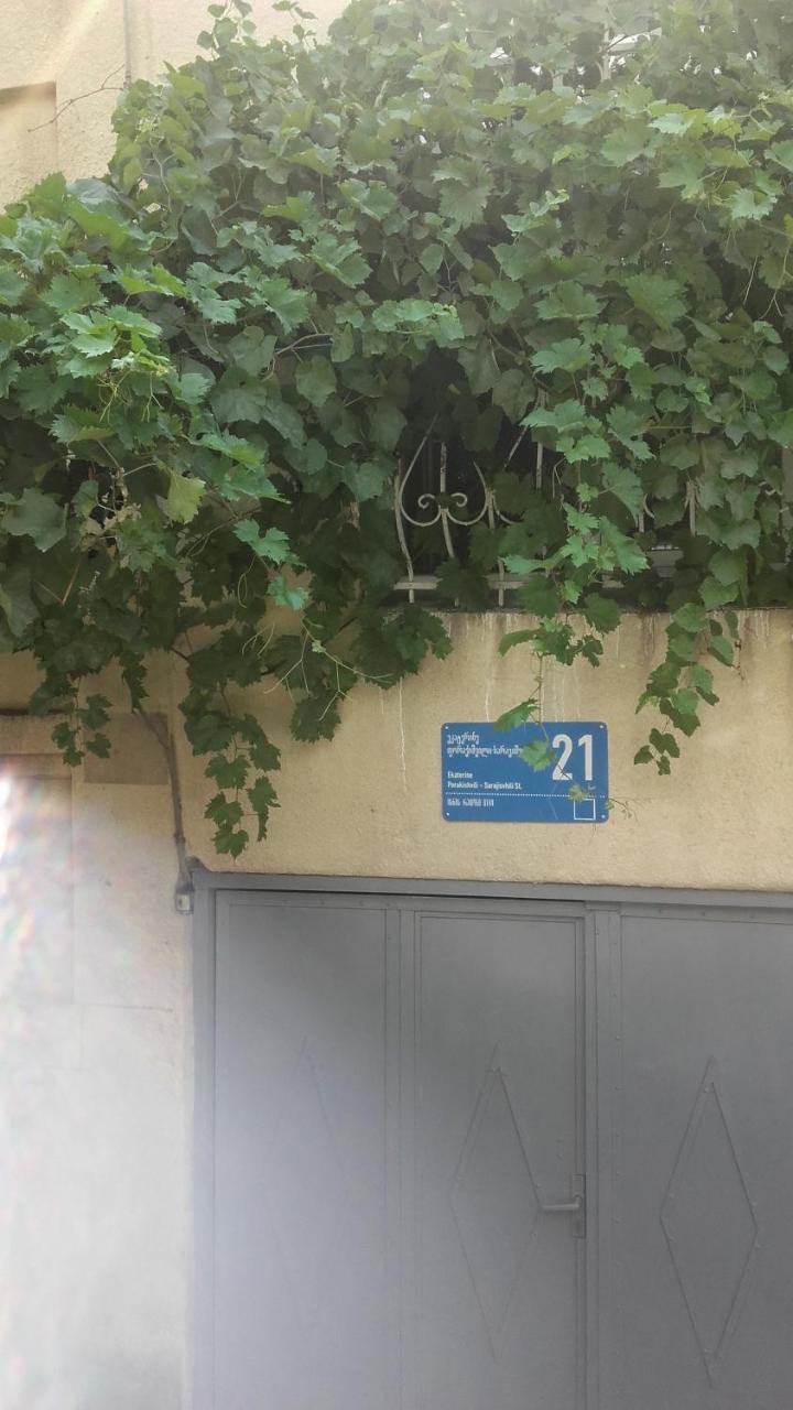 Домик У Реки Куры Tiflis Exterior foto